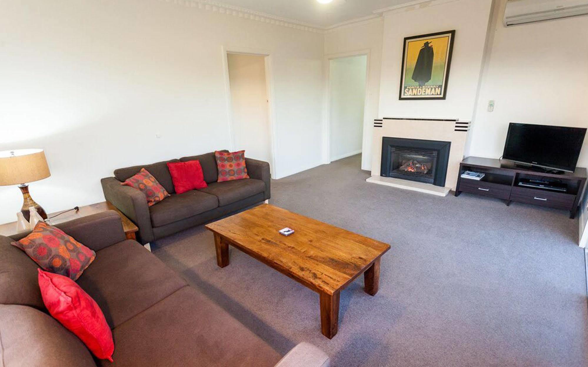 Point Lonsdale Holiday Apartments (Adults Only) Квінскліфф Екстер'єр фото