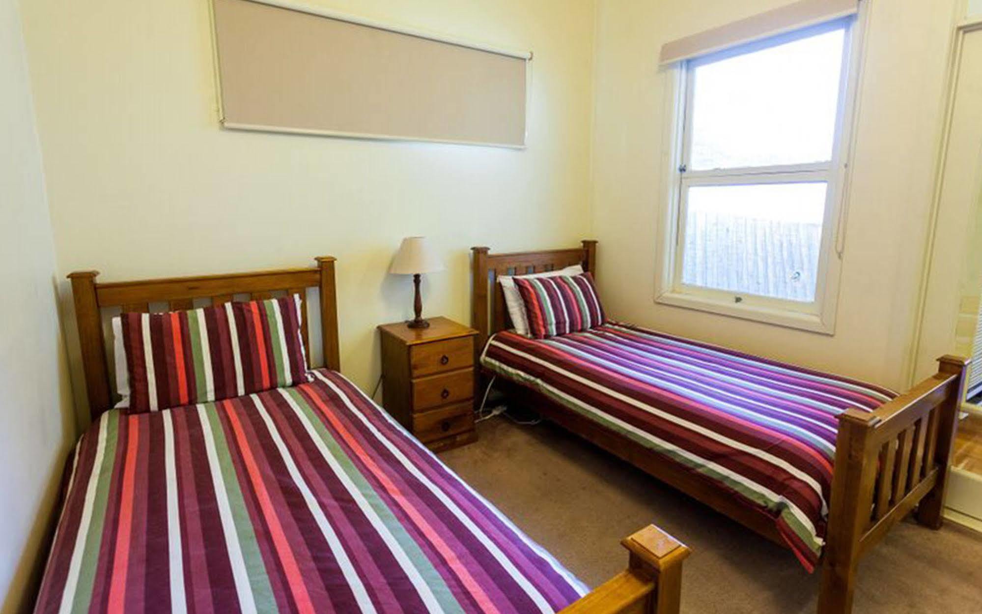 Point Lonsdale Holiday Apartments (Adults Only) Квінскліфф Екстер'єр фото