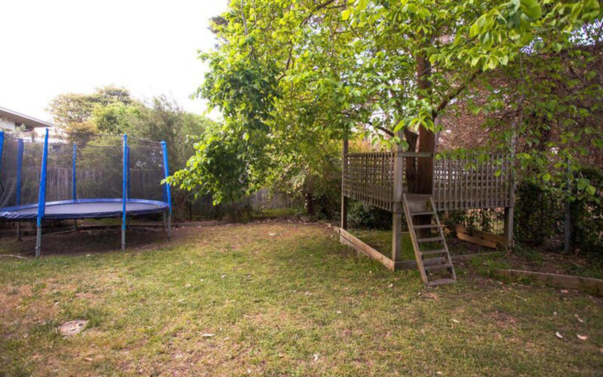 Point Lonsdale Holiday Apartments (Adults Only) Квінскліфф Екстер'єр фото